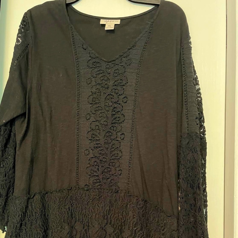 Blouse-Dressy.  Black. Style & Co. Size PXL.